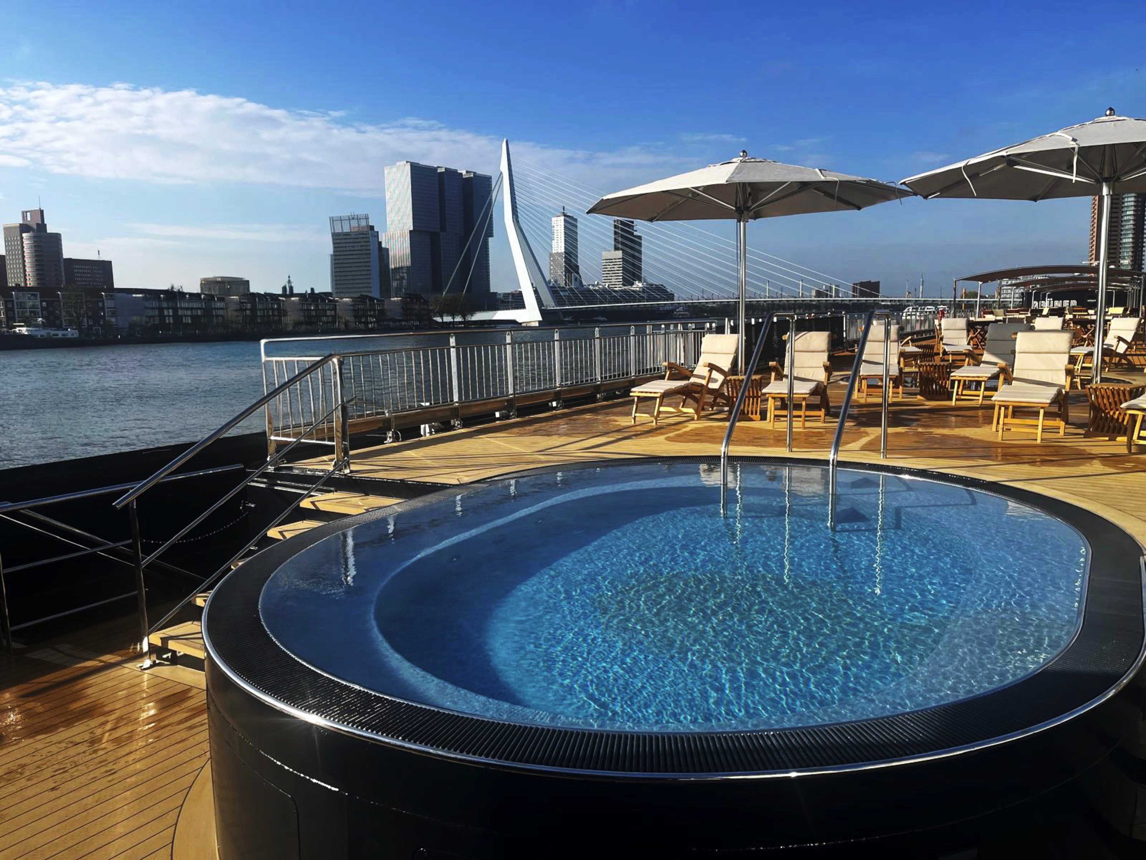 APT Solara - Swimming pool
